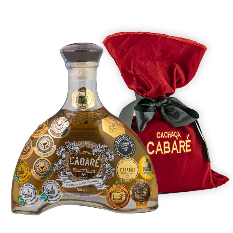 Cachaça Cabaré Extra Premium 15 Anos 700ml + 2 Copos