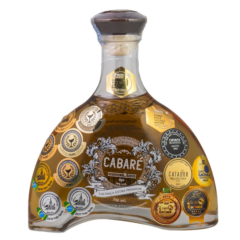 Cachaça Cabaré Extra Premium 15 Anos 700ml + 2 Copos